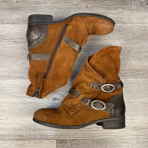Miz Mooz Sidney Suede Boots Brown Size 6.5 GUC - Picture 3 of 8